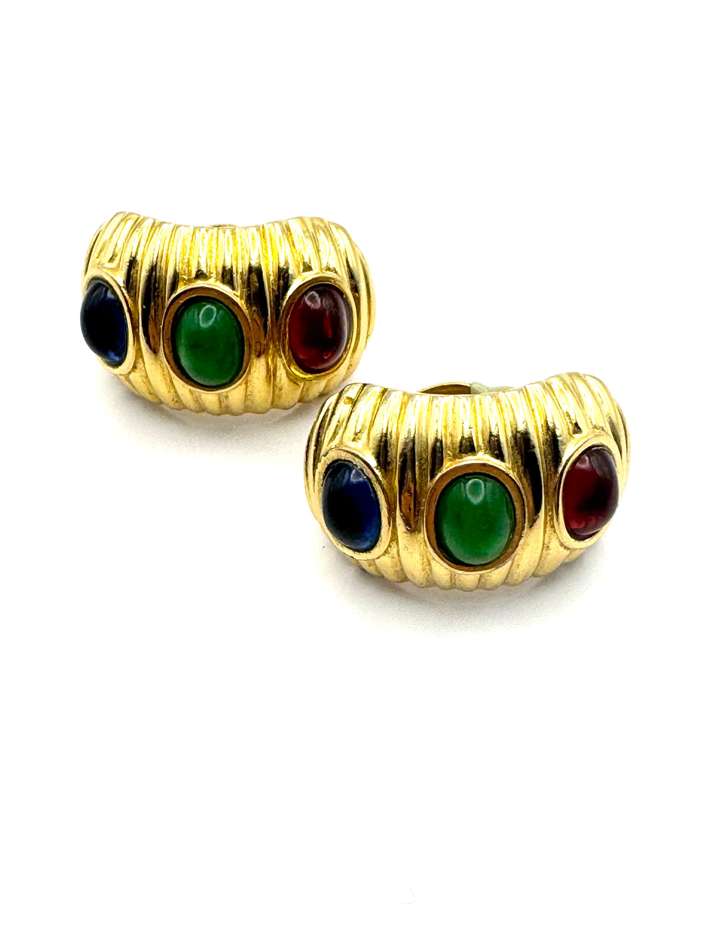 Vintage Ciner Mogul Glass Cabochon Clip on Earrings