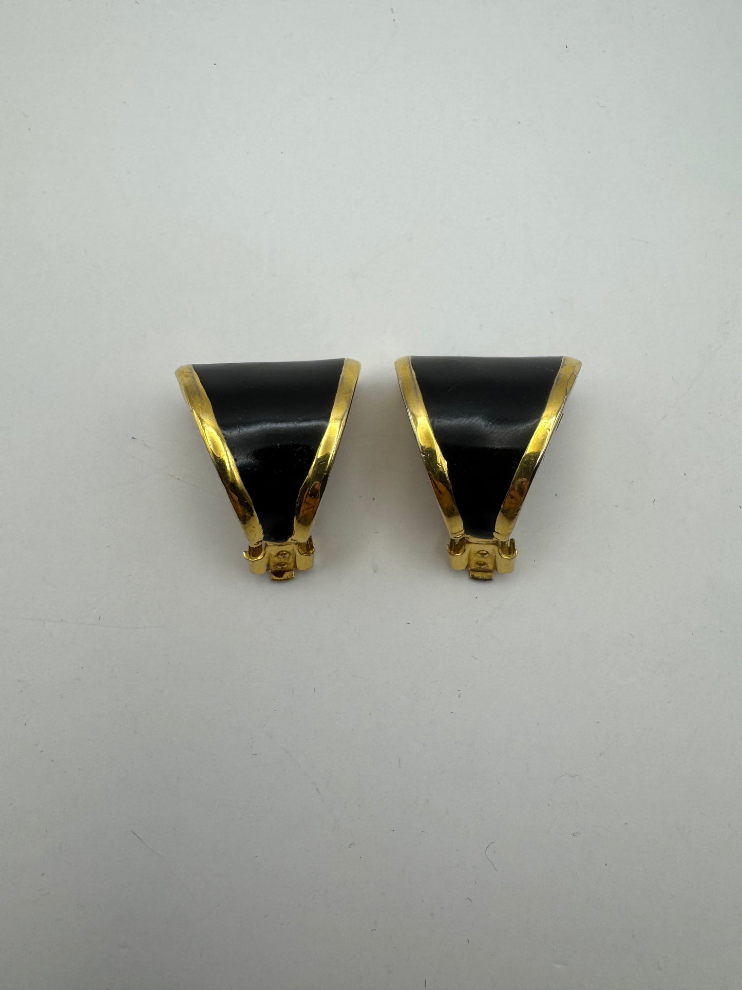 Vintage Kenneth Jay Lane Black Enamel & Gold Clip-On Earrings – 1980s