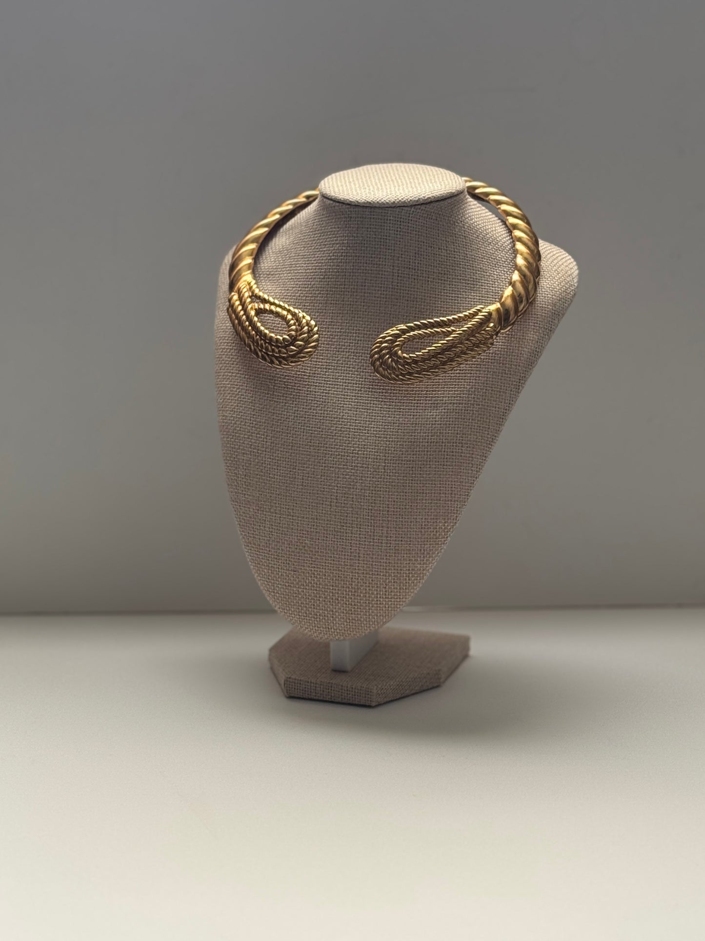Vintage Bold Gold-Tone Rope Twist Torque Collar Necklace