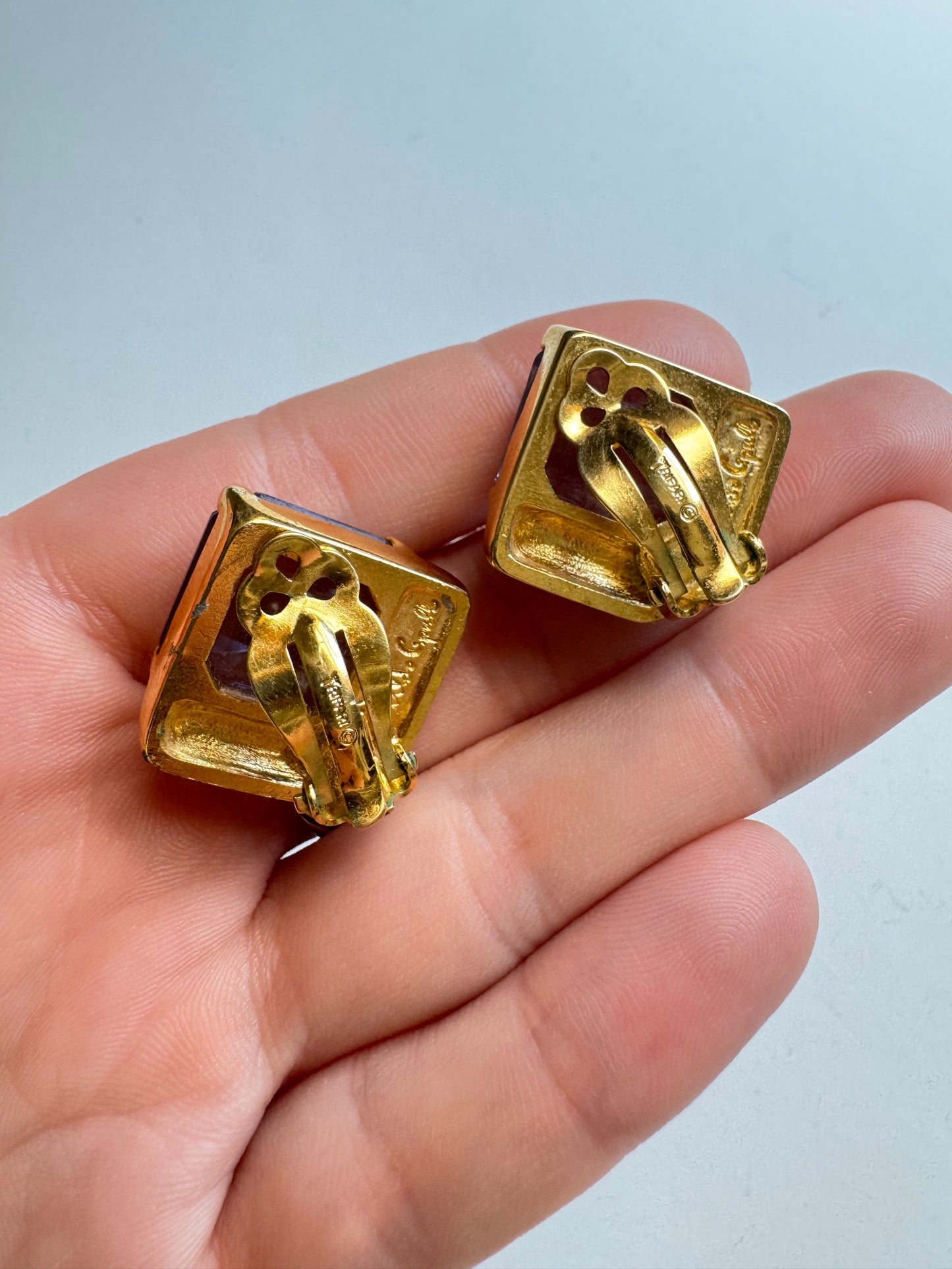 Vintage Aldo Cipullo for Trifari Faceted Lavender Crystal Earrings