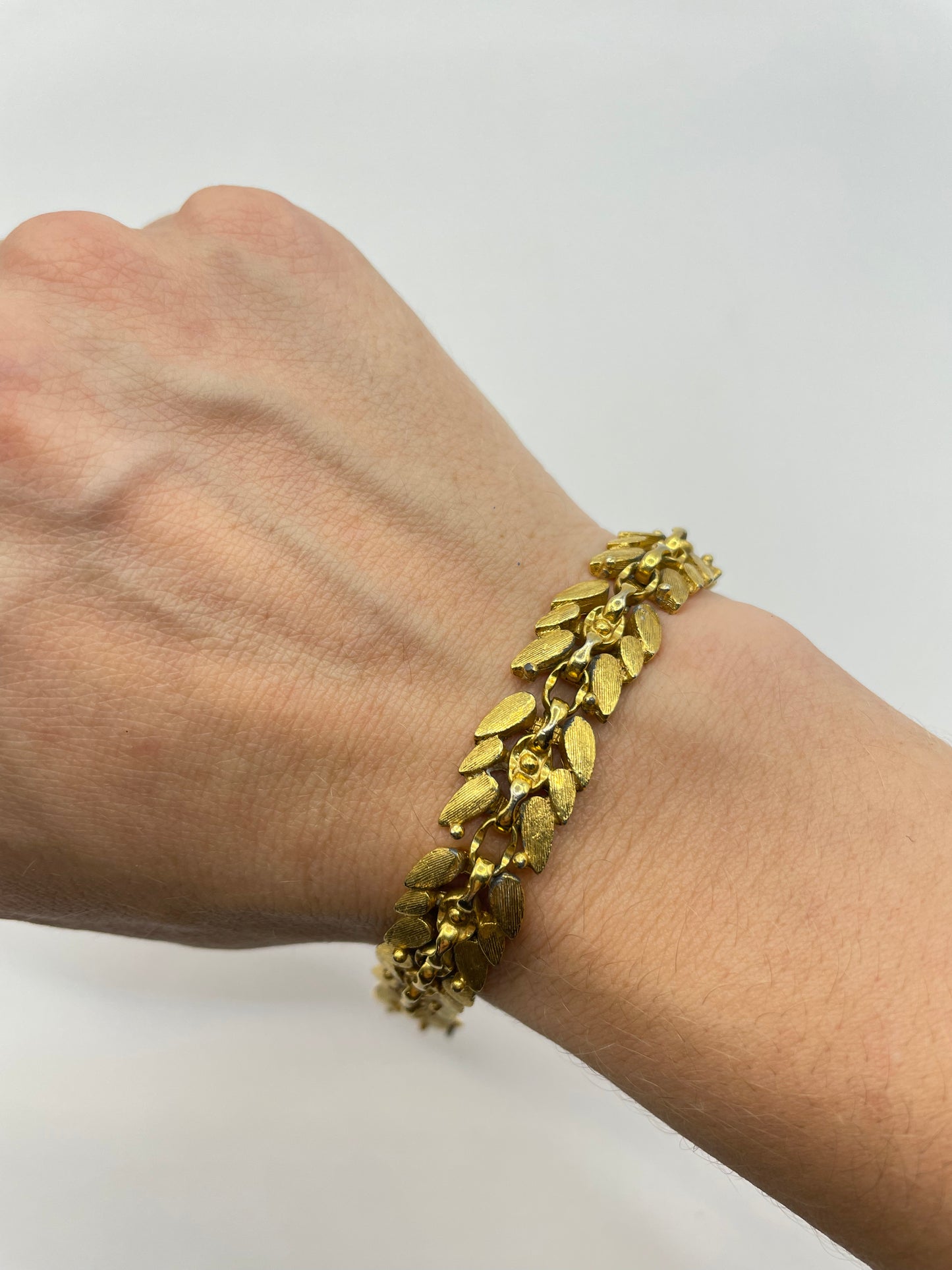 Vintage Florenza Brushed Golden Linked Bracelet