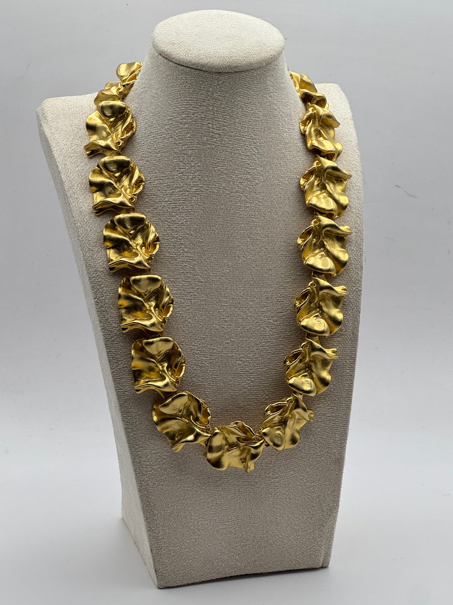 Vintage Les Bernard VO Runway "Ruffles" Necklace and Clipon Earring Set 1980s
