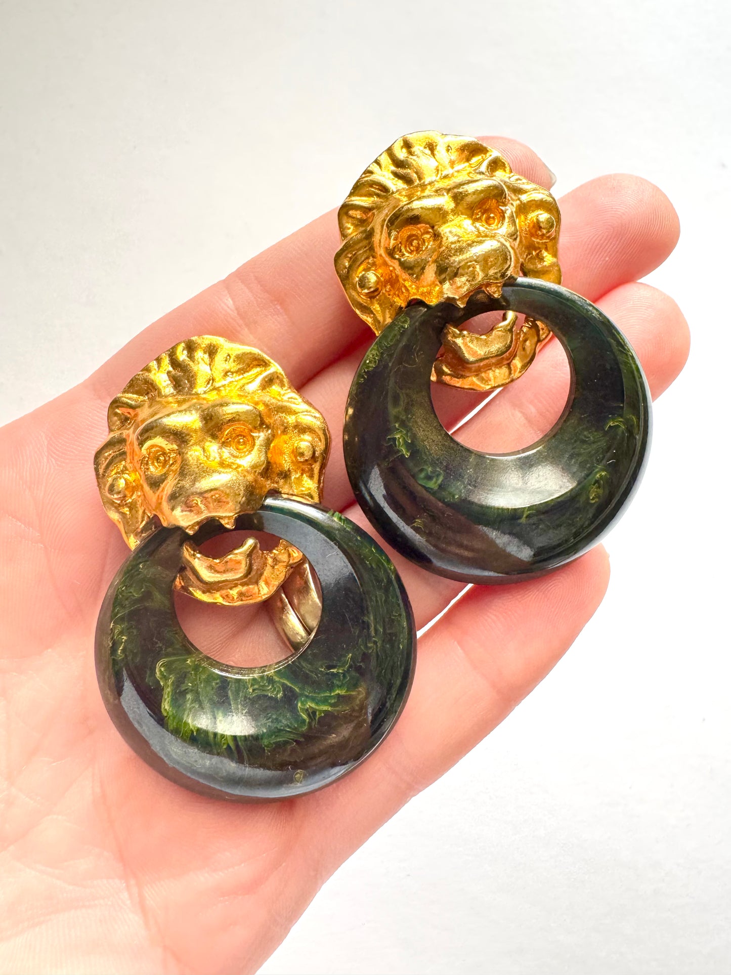 Vintage Kenneth Lane Lion Head Green Resin Hoop Clip-On Earrings
