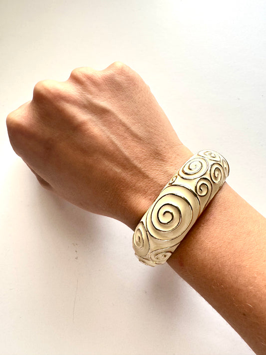 Vintage Kenneth Jay Lane Clamper Bracelet Ivory Enamel Swirl Design