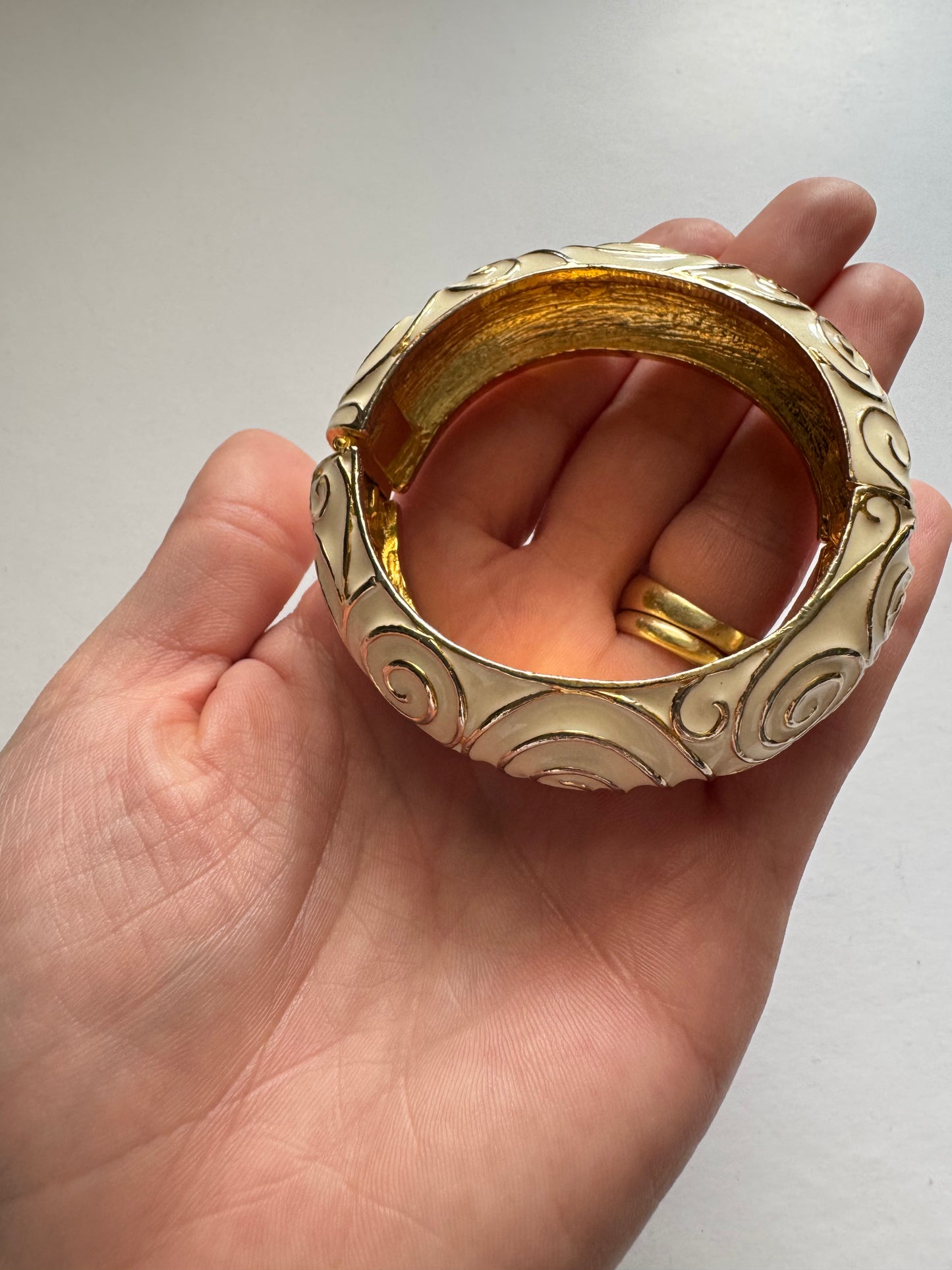 Vintage Kenneth Jay Lane Clamper Bracelet Ivory Enamel Swirl Design