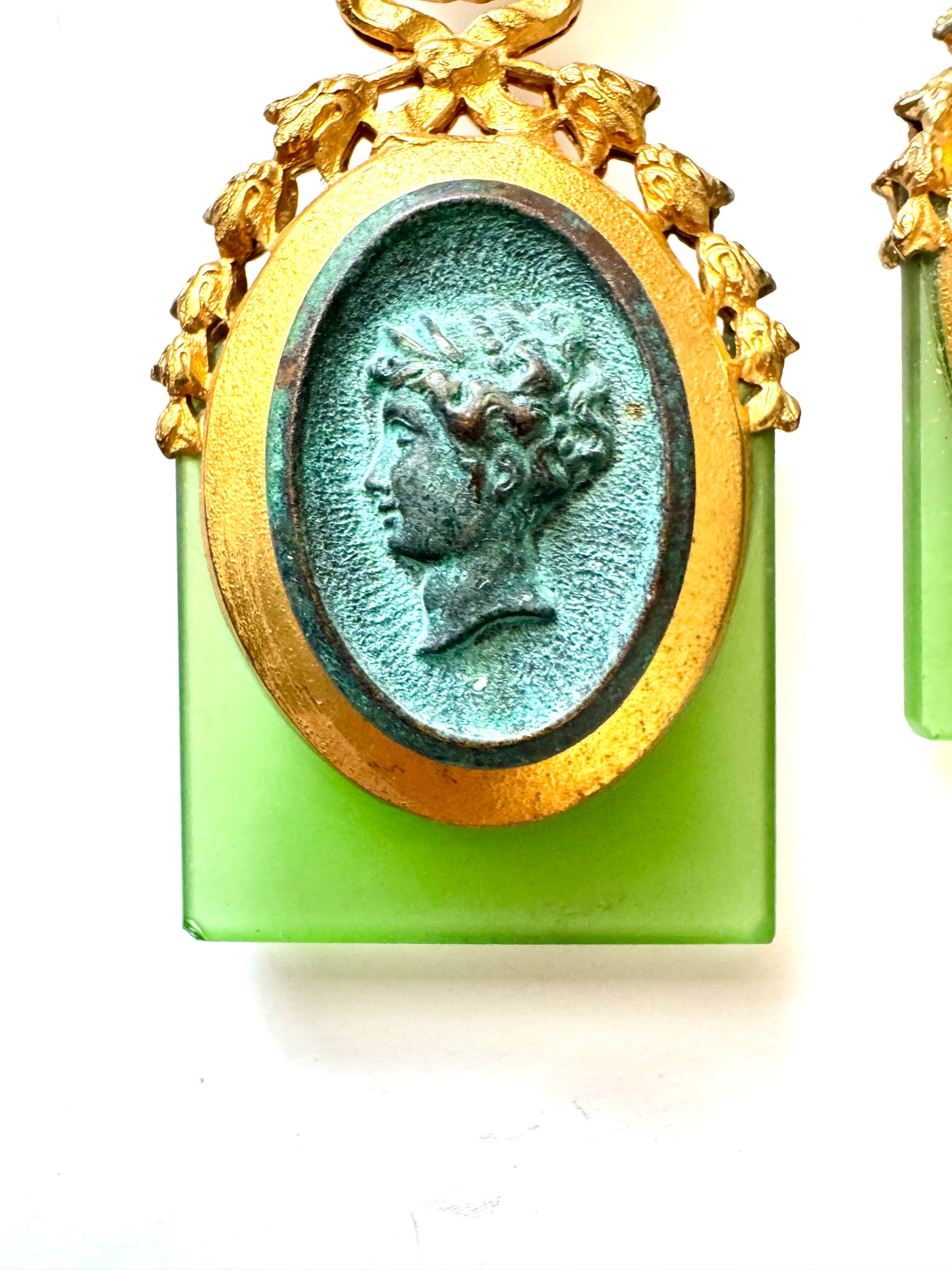 Vintage Linda Levinson Sculptural Gold Clip-On Earrings