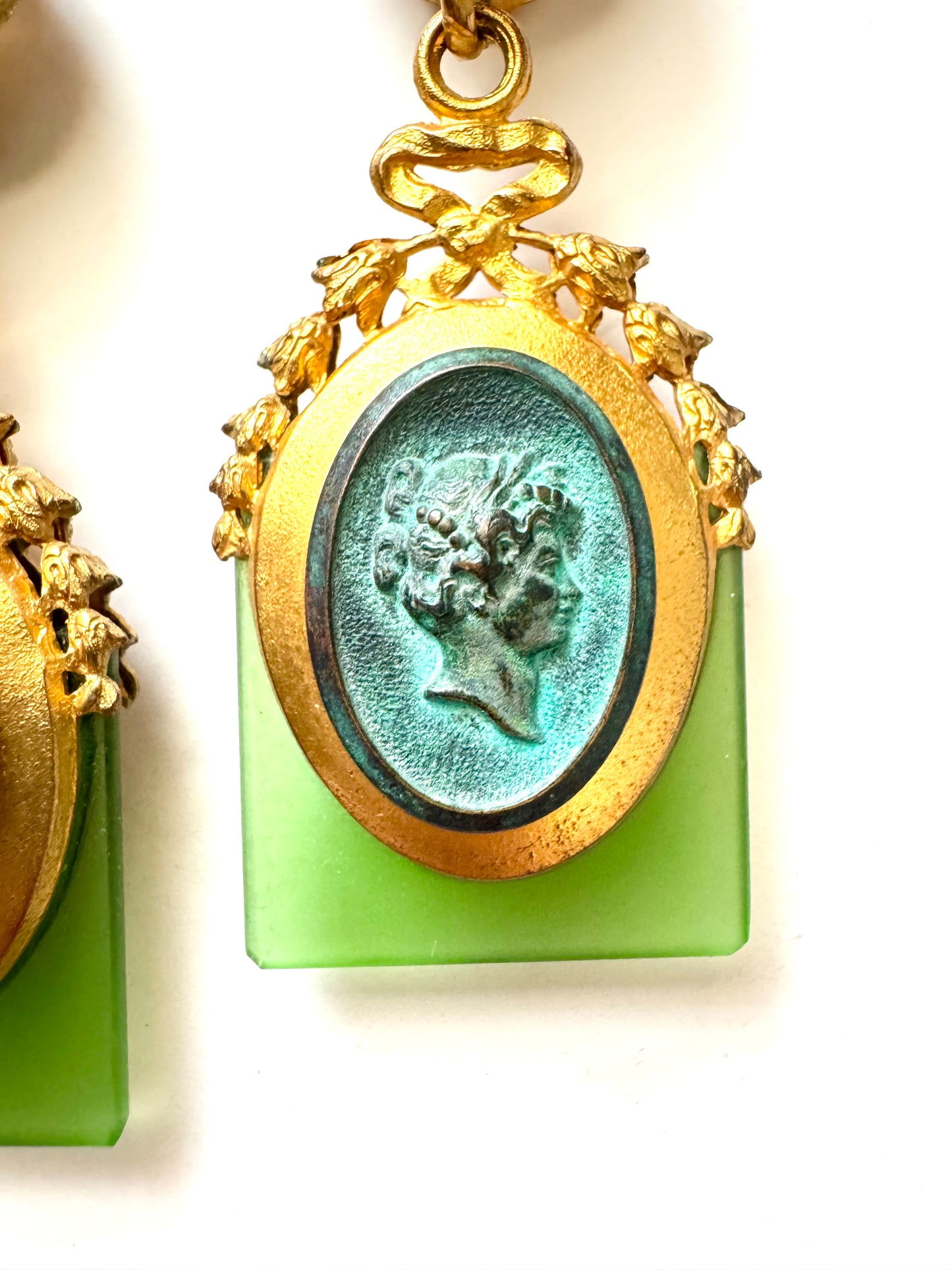 Vintage Linda Levinson Sculptural Gold Clip-On Earrings