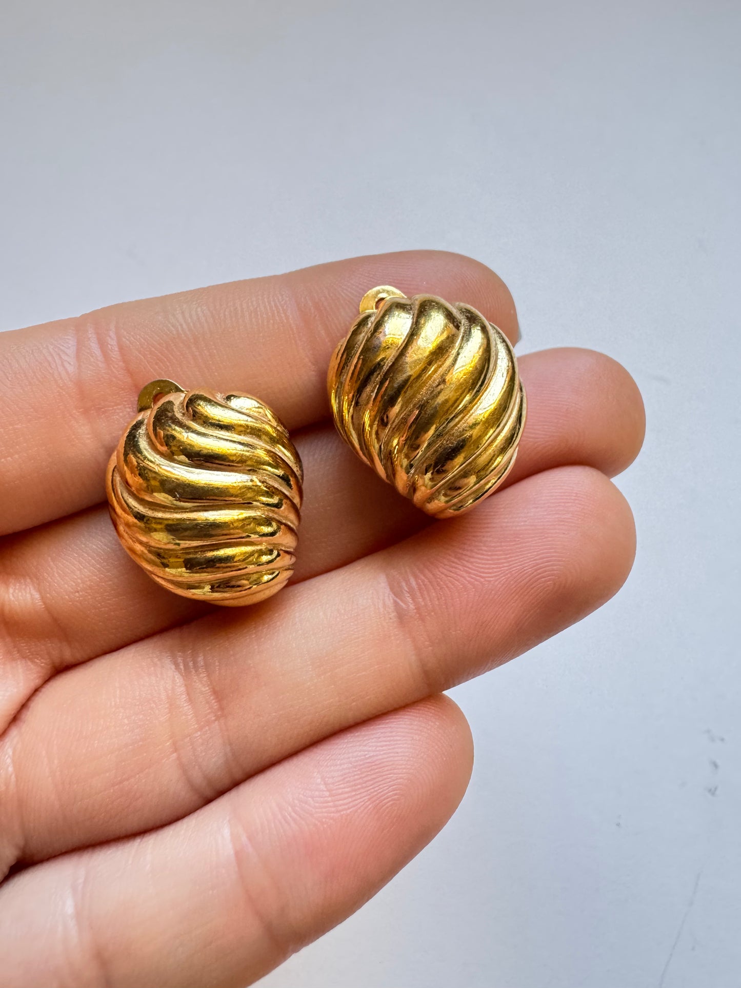 Vintage Ciner Gold Tone Clip On Earrings Sculptural Swirl Design