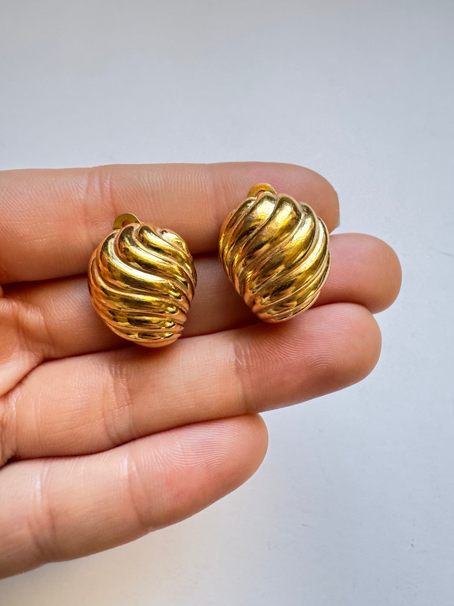 Vintage Ciner Gold Tone Clip On Earrings Sculptural Swirl Design